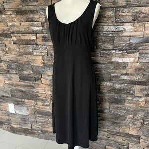 Elegant Black Sleeveless Dress